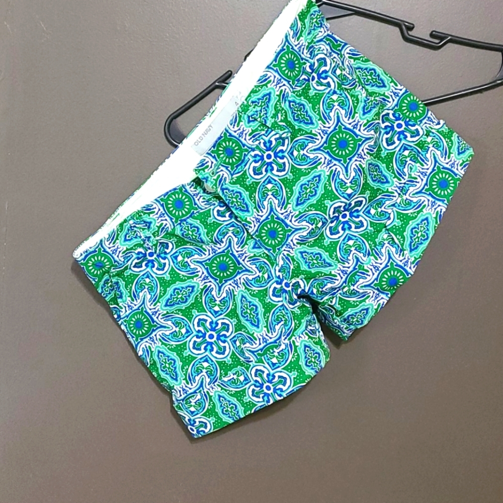 Old Navy size 4 shorts